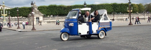 Visitez Paris en Tuk Tuk ou vélo-taxi !