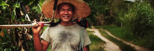 Une ferme bio en Thaïlande forme locaux et volontaires à l'agriculture de demain [vidéo]