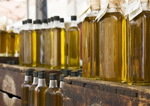 Huiles et Olives  Pourquoi préférer un contenant opaque huile d'olive ? -  Huiles et Olives
