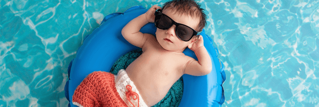 Comment pratiquer le bain libre avec son bébé sans danger ?