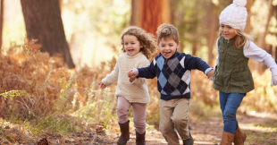 Préparer les enfants à l'hiver : comment booster leurs défenses immunitaires ?