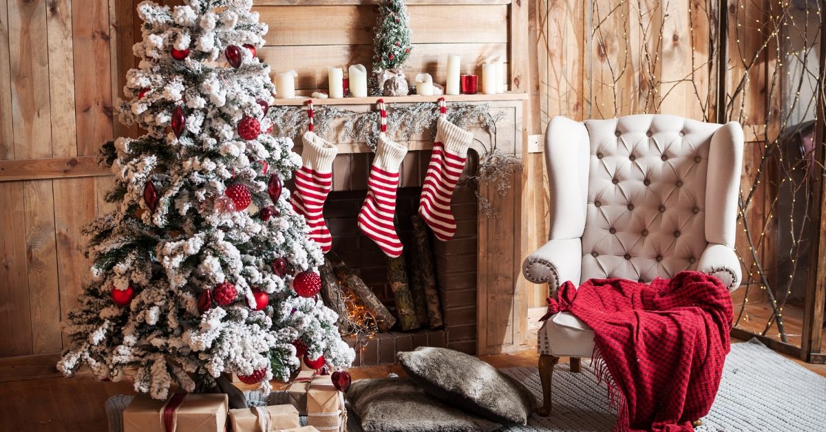 Chaussettes de Noël et cheminée : d’où viennent les traditions de Noël ?