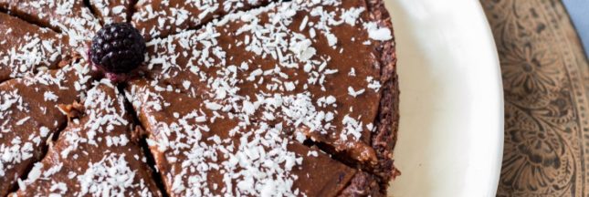 Recette sans gluten : une délicieuse tarte chocolat noir à la noix de coco !