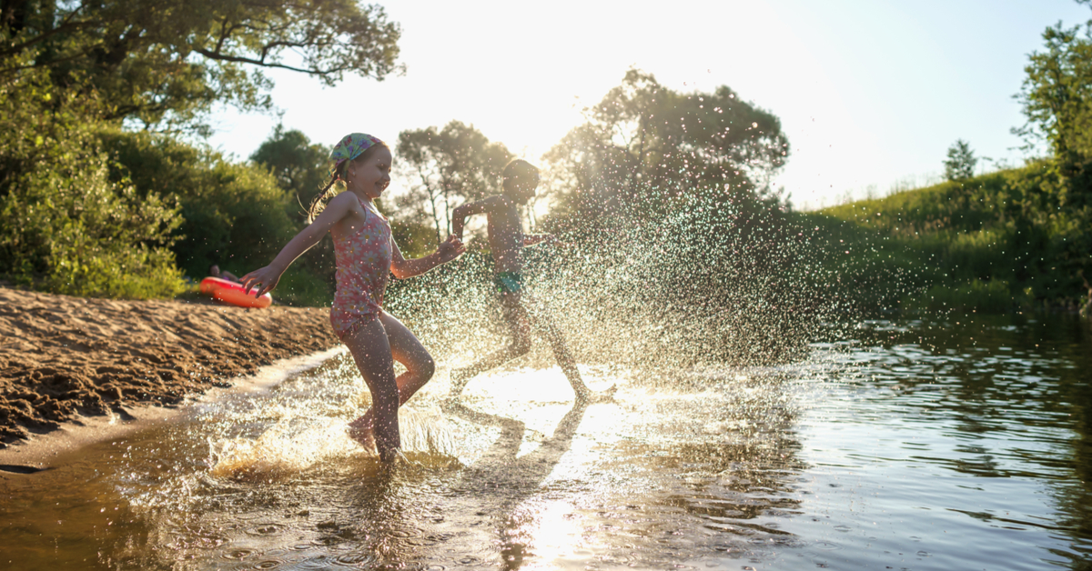 Avis aux baigneurs : attention à la prolifération des cyanobactéries causée par la canicule