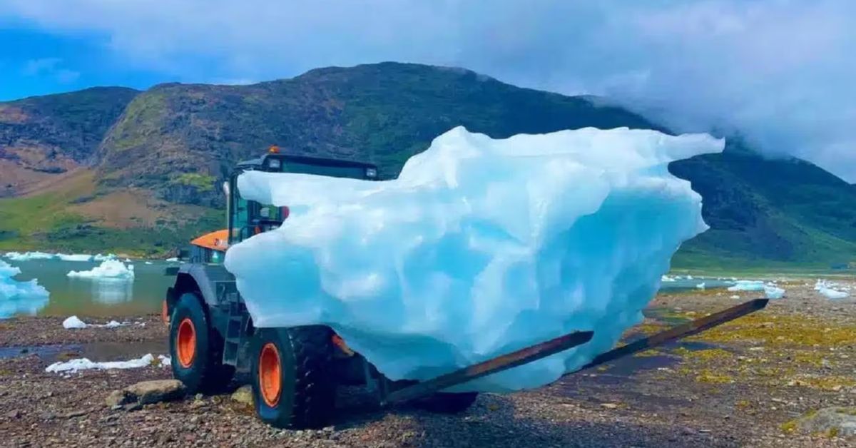 Polémique : un iceberg de 15 tonnes déplacé jusqu'en Espagne scandalise les écologistes