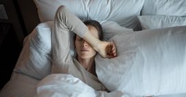 Insomnies : faut-il rester couché ou se lever ?